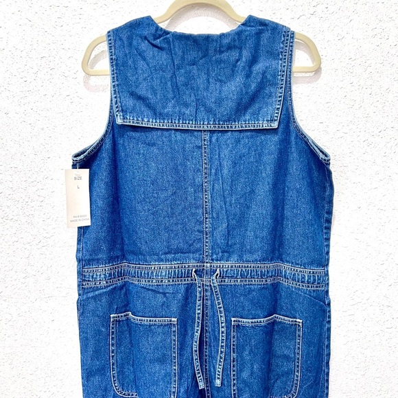 Denim Sleeveless collared button down romper Large - Picture 5 of 7